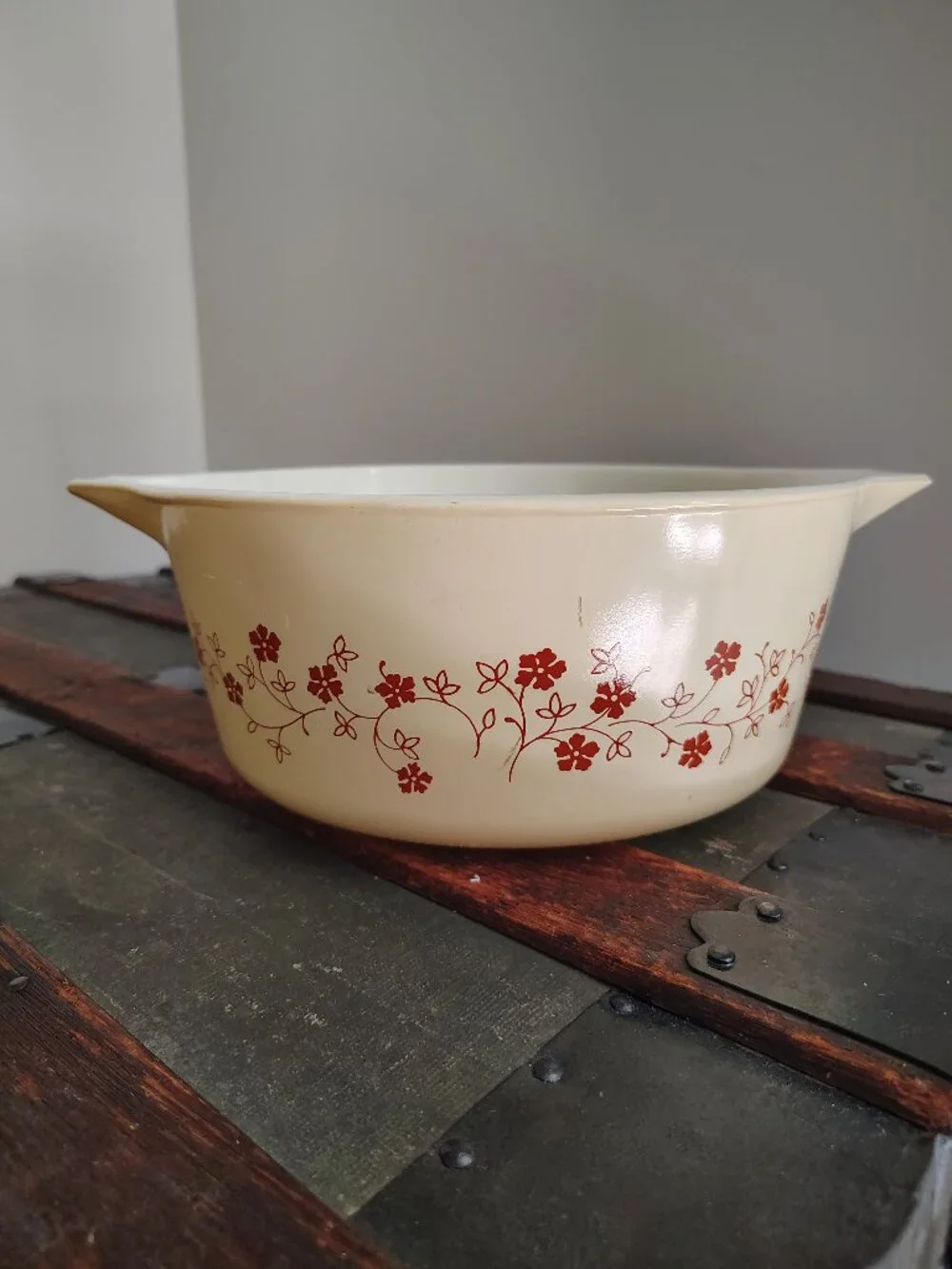 Pyrex Trailing Flowers Bake #475B 2.5 Quart Casserole Dish